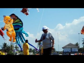 Festival Layang Layang Pangandaran Internasional Kite Festival